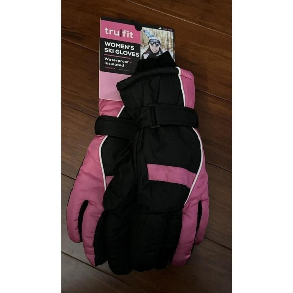 TruFit Pink Women's Ski Gloves New on card waterproof hook loop strap closure